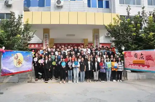 护理系举办中秋遇国庆,欢乐满校园主题游园活动