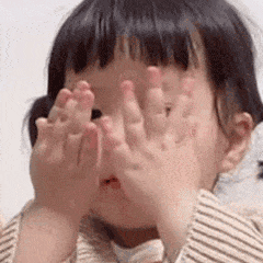 edg夺冠全网齐庆祝,王俊凯朱一龙微博超嗨,出圈的却是主持人