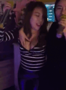 轻松一刻妹子原来是个神助攻