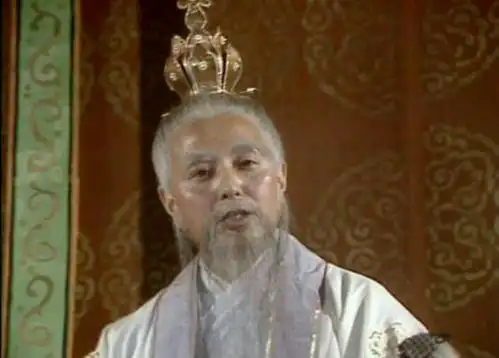 难怪菩提要把孙悟空赶回花果山,你看看他杀的第一个妖怪是谁