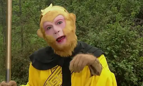 孙悟空变成桃子被谁吃了中考题目走红,家长直言意义何在