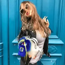 时尚圈老司机范爷出活动被截表情包